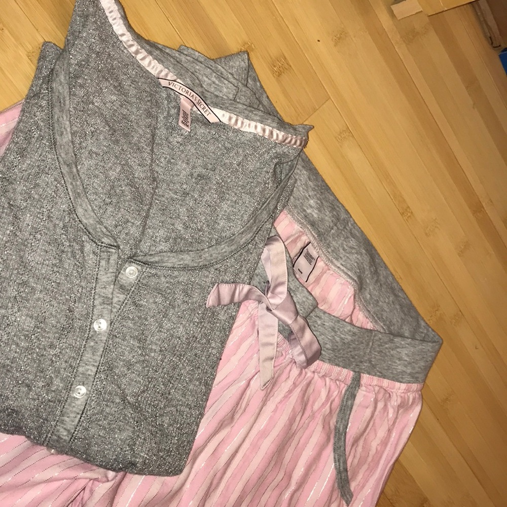 VS pajama set